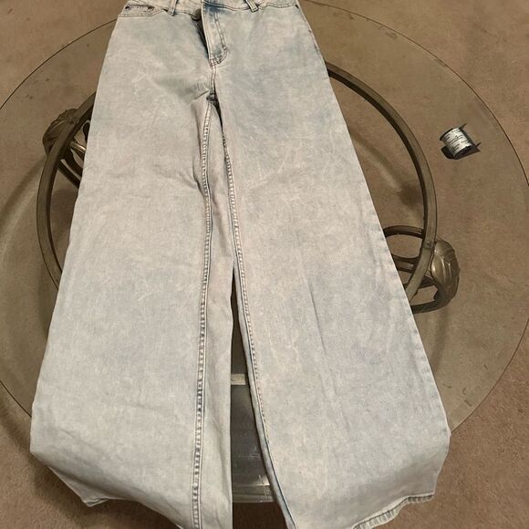 So wide leg light wash flare jeans - Picture 1 of 5